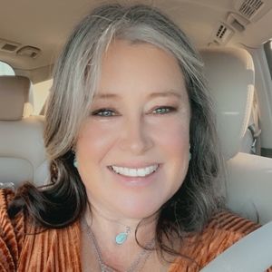 Meet your Posher, Becky